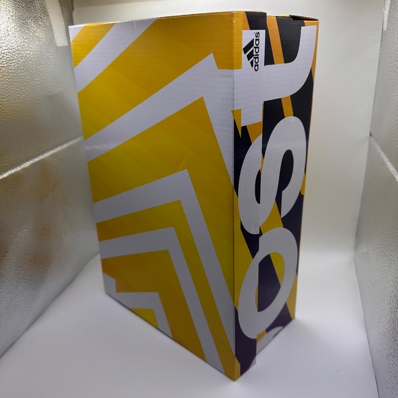 Adidas UltraBOOST Parley Running Shoes - Men's US 8 - Picture 9 of 9